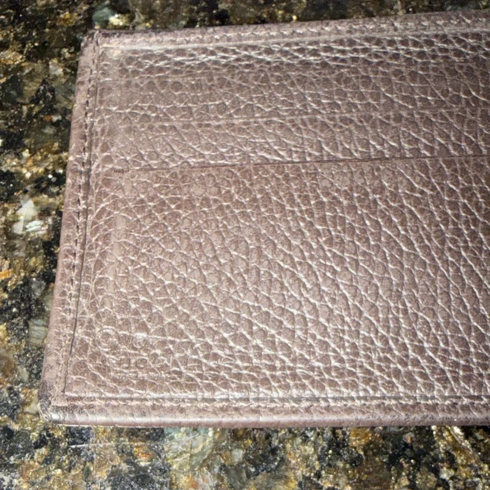 Vintage Gucci Tan and Brown GG Monogram Wallet